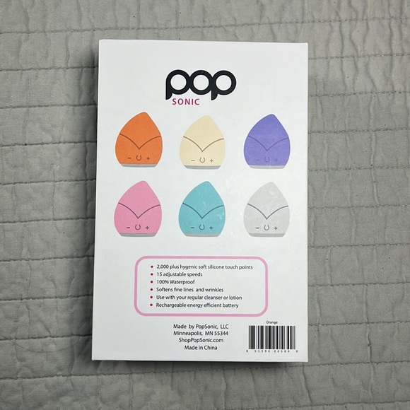 NWT Pop Sonic Leaf Beauty Skincare System Facial Cleansing Device, Orange - Picture 2 of 3